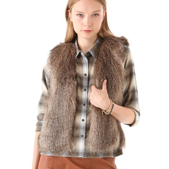 Club Monaco Faux Fur Vest - Picture 2 of 11